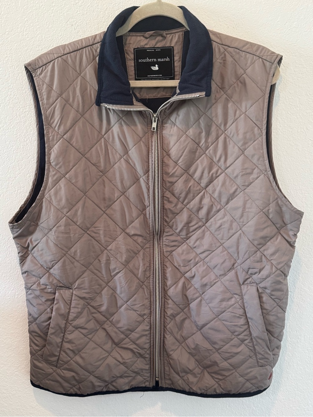 Southern Marsh Men’s L Quilted Vest Gray Navy Fleece Lined Duck Logo Full Zip